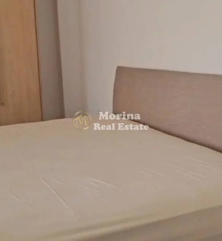 Tirane, jepet me qera apartament 1+1 Kati 3, 75 m² 550 € (Stacioni i Trenit)