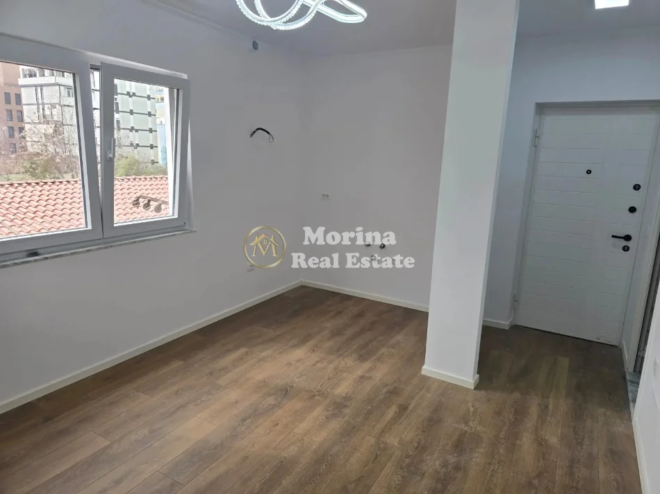 Tirane, shitet apartament 1+1 Kati 4, 40 m² 122.000 € (Pazari i Ri)
