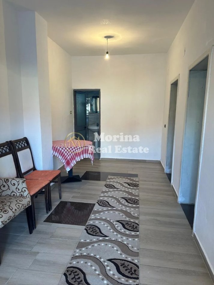 Tirane, jepet me qera apartament 1+1 Kati 1, 70 m² 400 € (Vilat Amerikane)