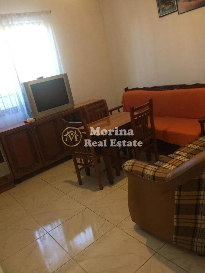 Tirane, jepet me qera shtepi 1+1 Kati 1, 45 m² 350 € (Nenstacioni Elektrik)