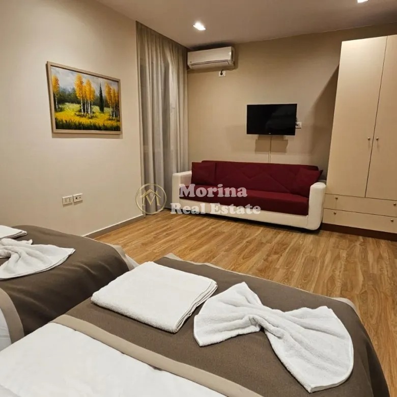 Tirane, jepet me qera apartament 2+1 Kati 1, 80 m² 600 € (21 Dhjetori)