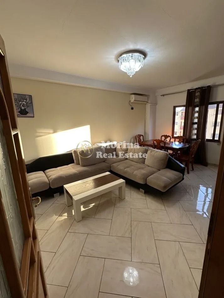 Tirane, jepet me qera apartament 2+1 Kati 4, 86 m² 500 € (Don Bosko)