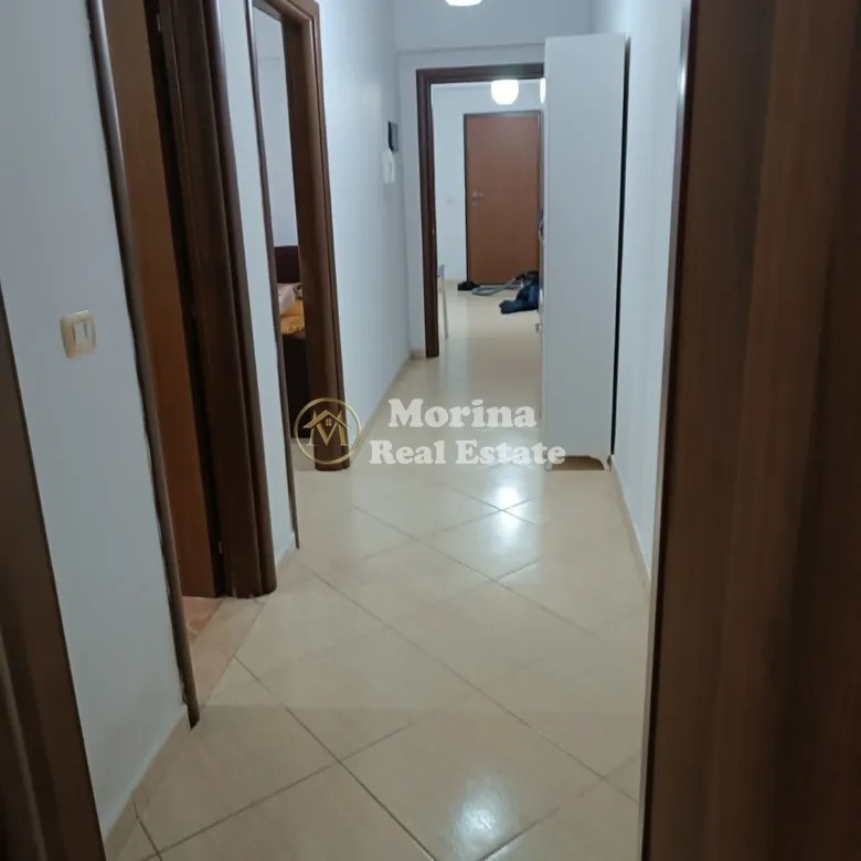 Tirane, jepet me qera apartament 2+1 Kati 4, 90 m² 500 € (Kompleksi Malajzian)