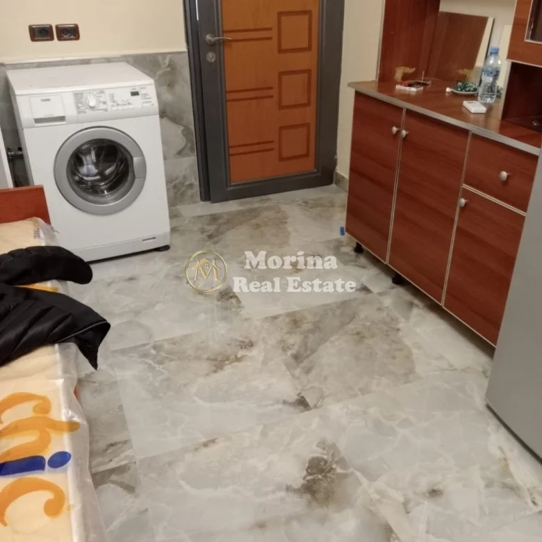 Tirane, jepet me qera garsonier Kati 5, 24 m² 400 € (Myslym Shyri)