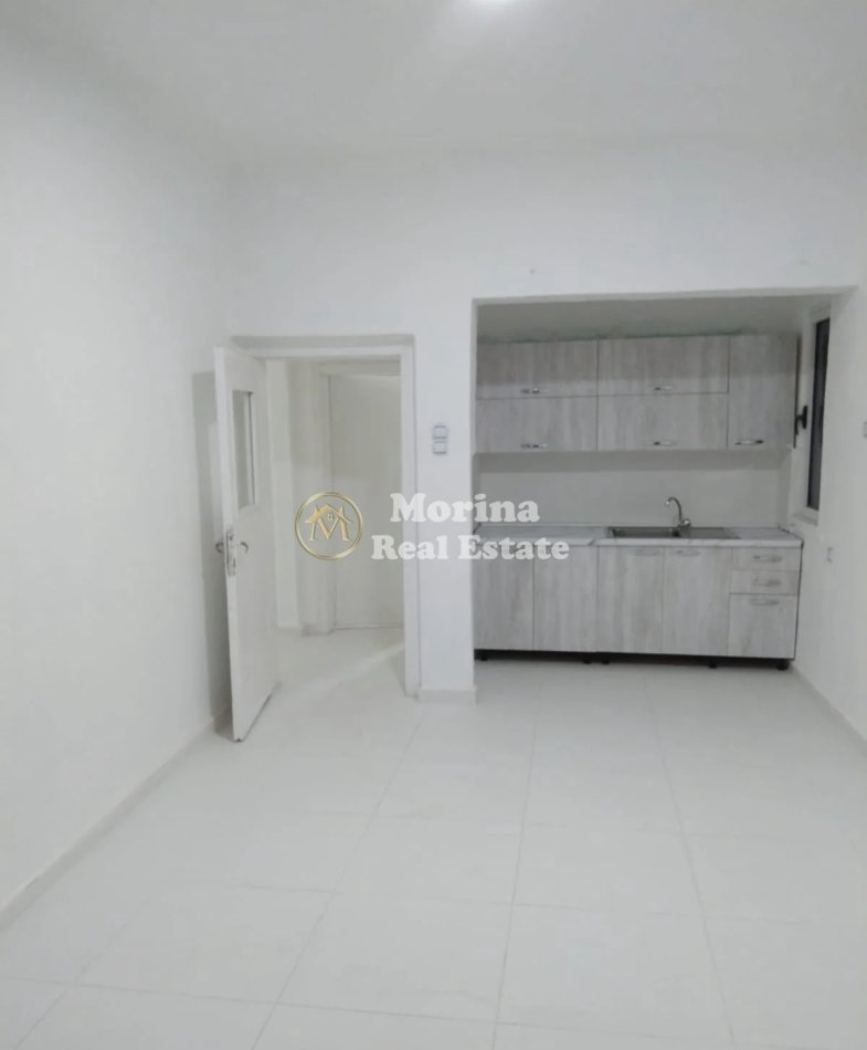 Tirane, jepet me qera apartament 2+1 Kati 2, 70 m² 350 € (Kinostudio)