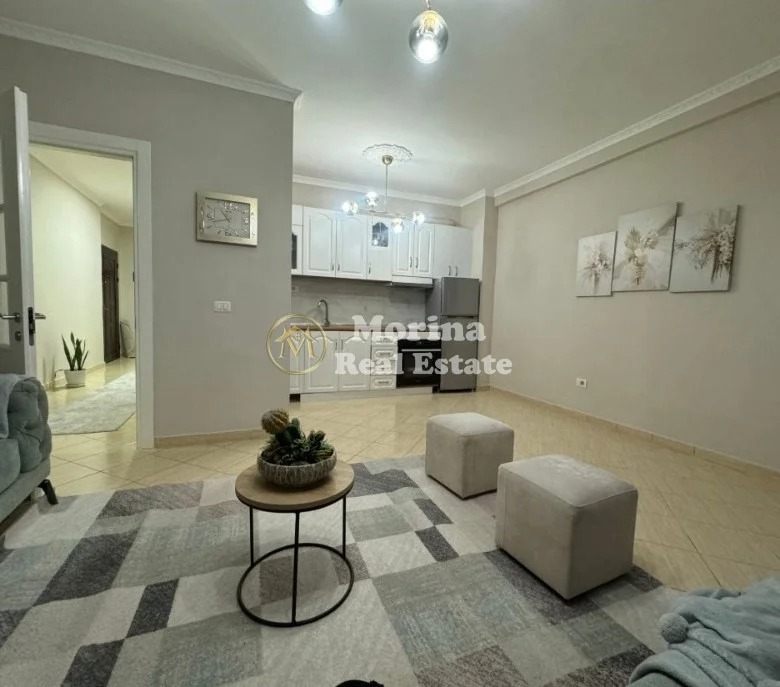 Tirane, jepet me qera apartament 2+1 Kati 1, 114 m² 700 € (Fresku)