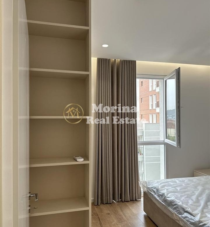 Tirane, jepet me qera apartament 1+1 Kati 4, 64 m² 500 € (Ish Fusha Aviacionit)