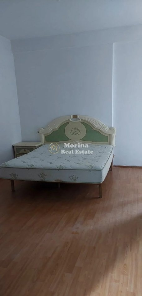 Tirane, jepet me qera apartament 1+1 Kati 5, 67 m² 250 € (Fresku)