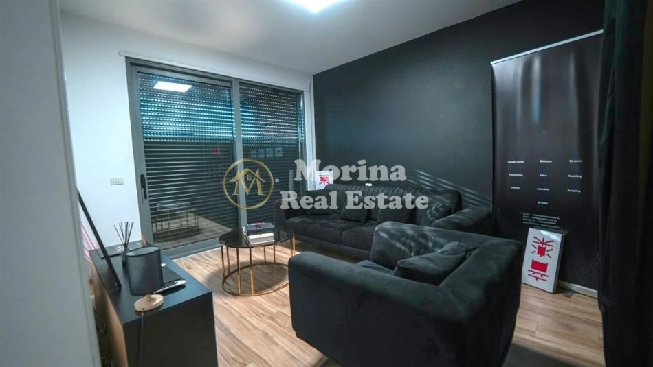 Tirane, jepet me qera ambjent biznesi Kati 6, 132 m² 800 € (Don Bosko)
