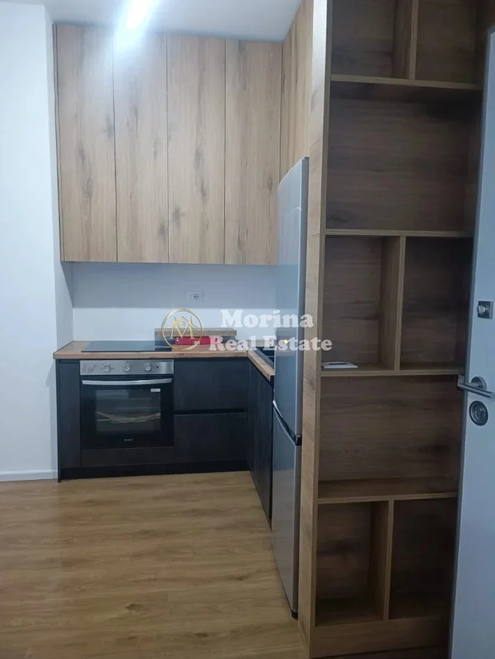 Tirane, jepet me qera apartament 1+1 Kati 2, 54 m² 450 € (Fresku)