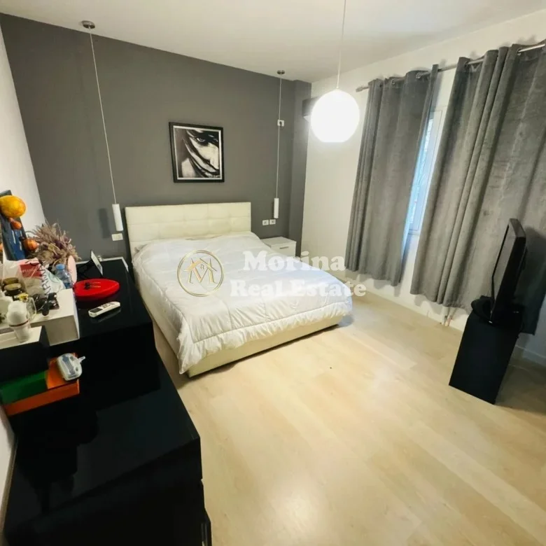 Tirane, shitet apartament 1+1 Kati 2, 130 m² 220.000 € (Jordan Misja)