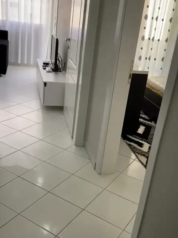 Tirane, jepet me qera apartament 1+1 Kati 3, 60 m² 450 € (Astir)