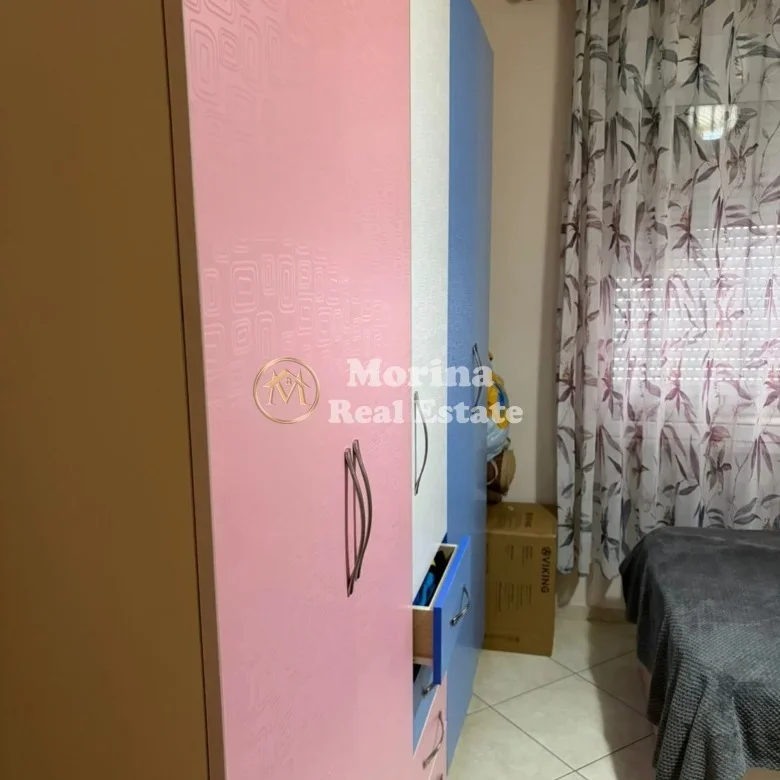 Tirane, jepet me qera apartament 2+1 Kati 5, 90 m² 450 € (Casa Italia)