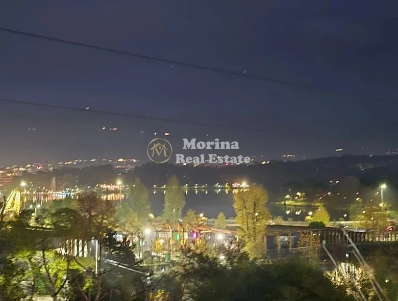 Shqiperi, jepet me qera apartament 2+1 Kati 2, 114 m² 1.000 € (Kopshti Botanik)