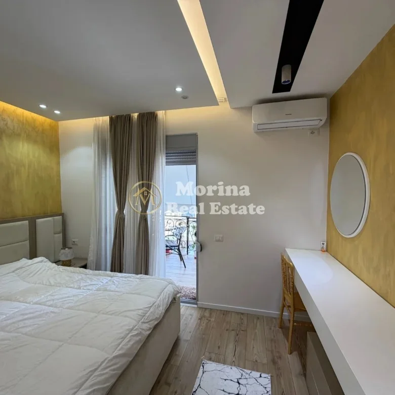 Tirane, jepet me qera apartament 4+1 Kati 7, 108 m² 600 € (Fresku)