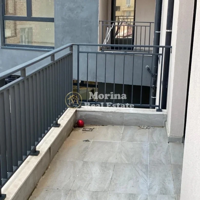 Tirane, jepet me qera apartament 2+1 Kati 3, 90 m² 800 € (Pazari i Ri)