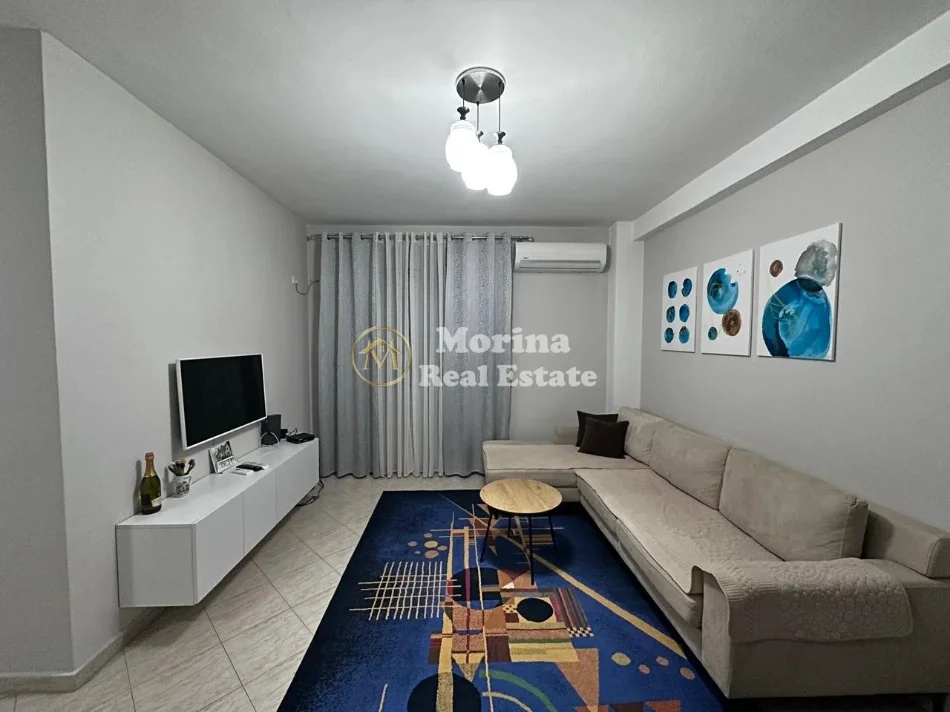 Tirane, jepet me qera apartament 1+1 Kati 5, 65 m² 600 € (Condor Center)