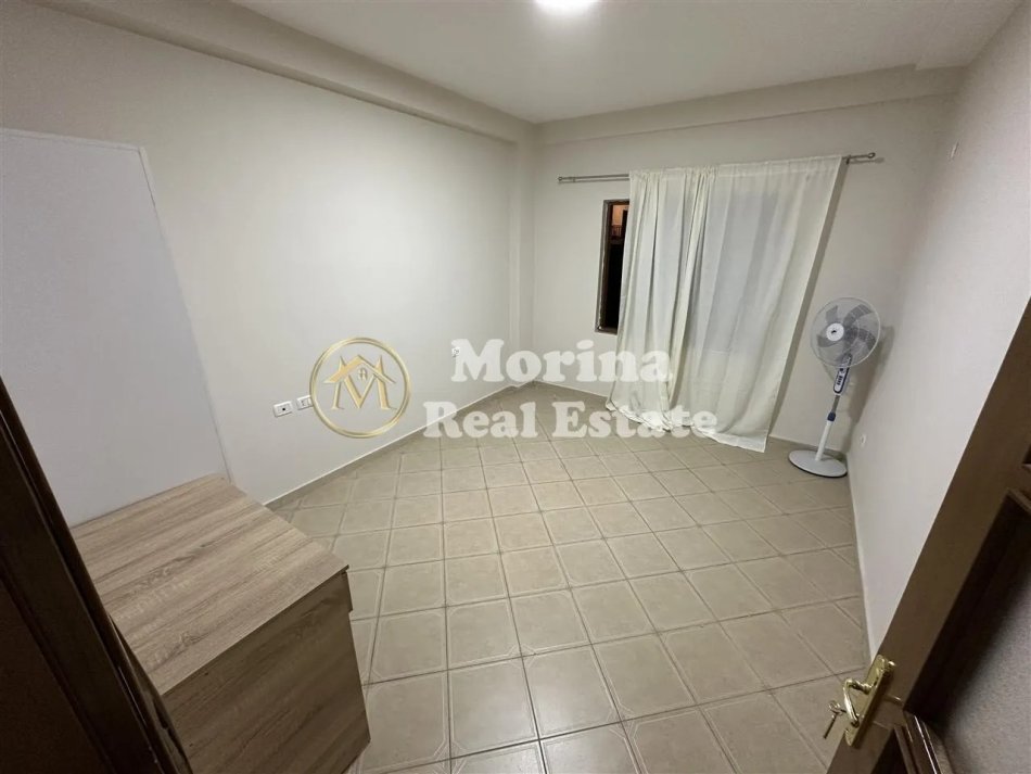 Tirane, jepet me qera apartament 2+1 Kati 5, 80 m² 550 € (Don Bosko)