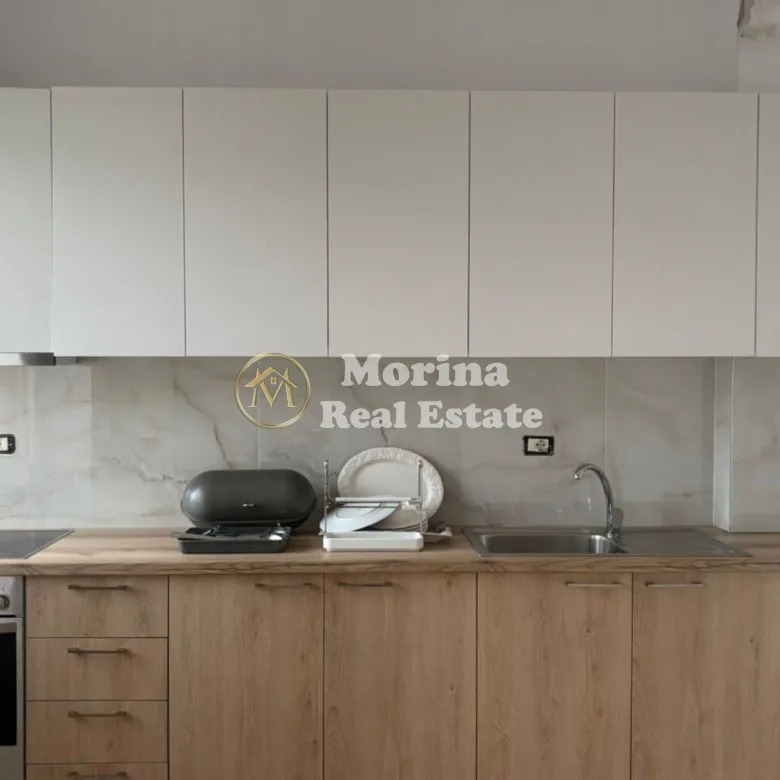 Tirane, jepet me qera apartament 2+1 Kati 2, 90 m² 600 € (Rruga e Elbasanit)