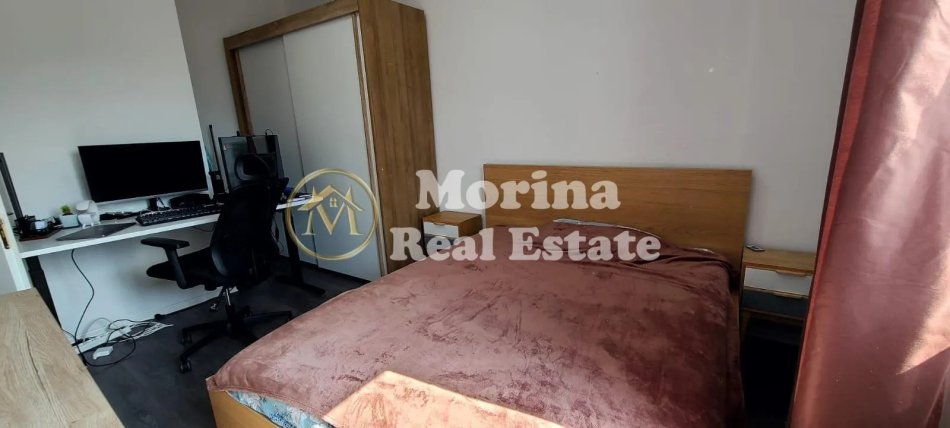 Tirane, jepet me qera apartament 2+1+Ballkon Kati 5, 70 m² 650 € (Liqeni i Thate)