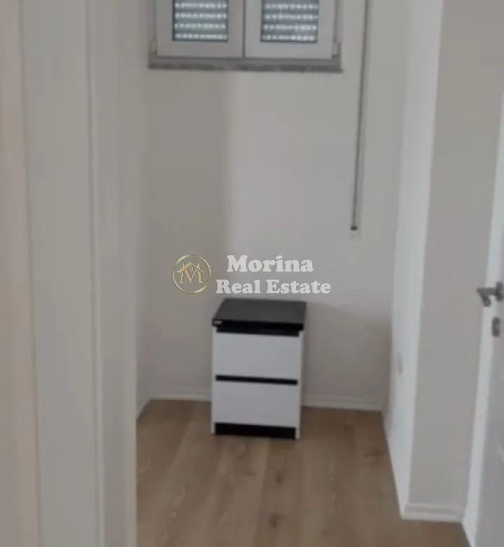 Tirane, jepet me qera apartament 2+1 Kati 8, 95 m² 650 € (Don Bosko)