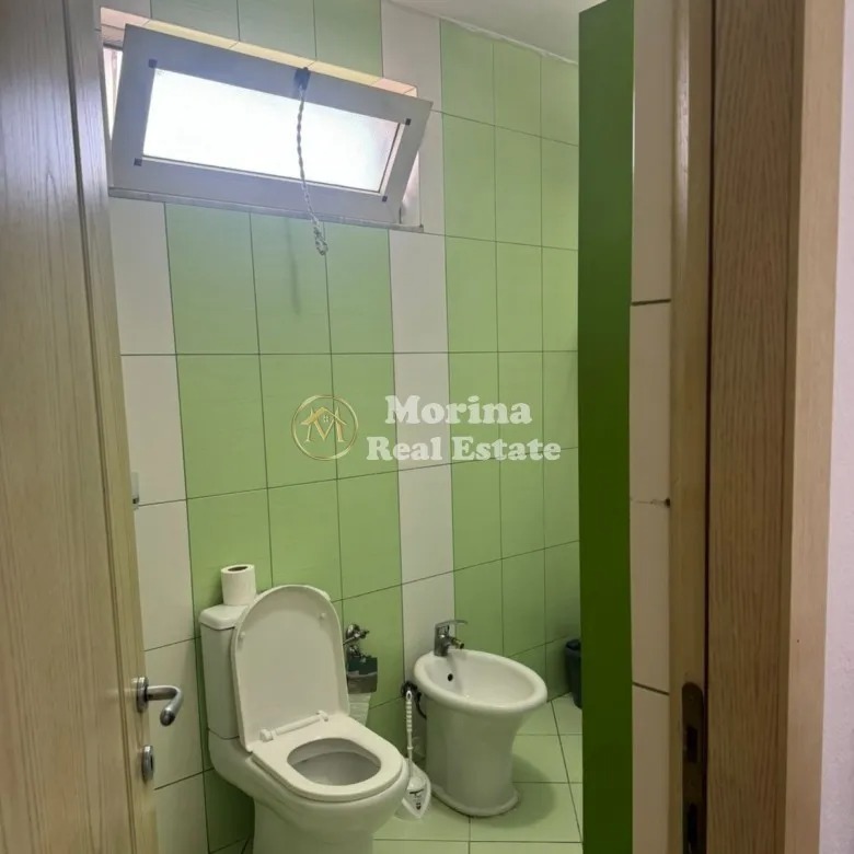 Tirane, jepet me qera apartament 3+1 Kati 5, 90 m² 700 € (Rruga e Kavajes)