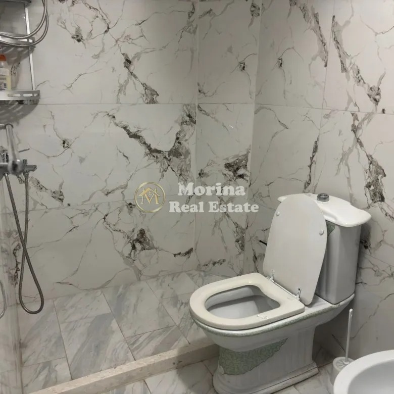 Tirane, jepet me qera apartament 1+1 Kati 3, 55 m² 550 € (Qender)