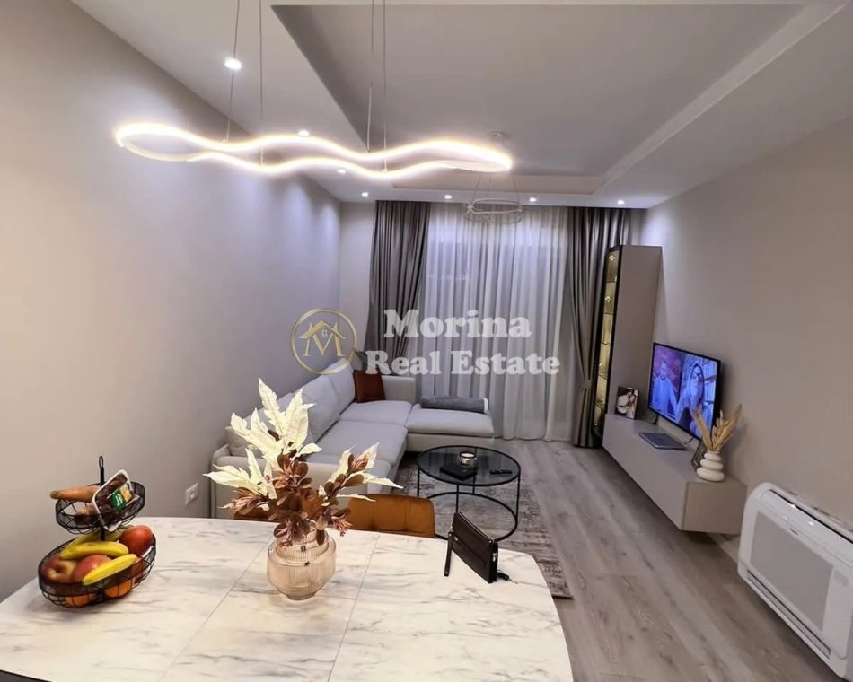 Tirane, jepet me qera apartament 2+1 Kati 5, 85 m² 800 € (21 Dhjetori)
