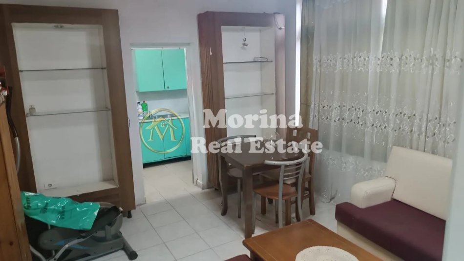Tirane, jepet me qera shtepi 1+1 Kati 1, 60 m² 400 € (Myslym Shyri)