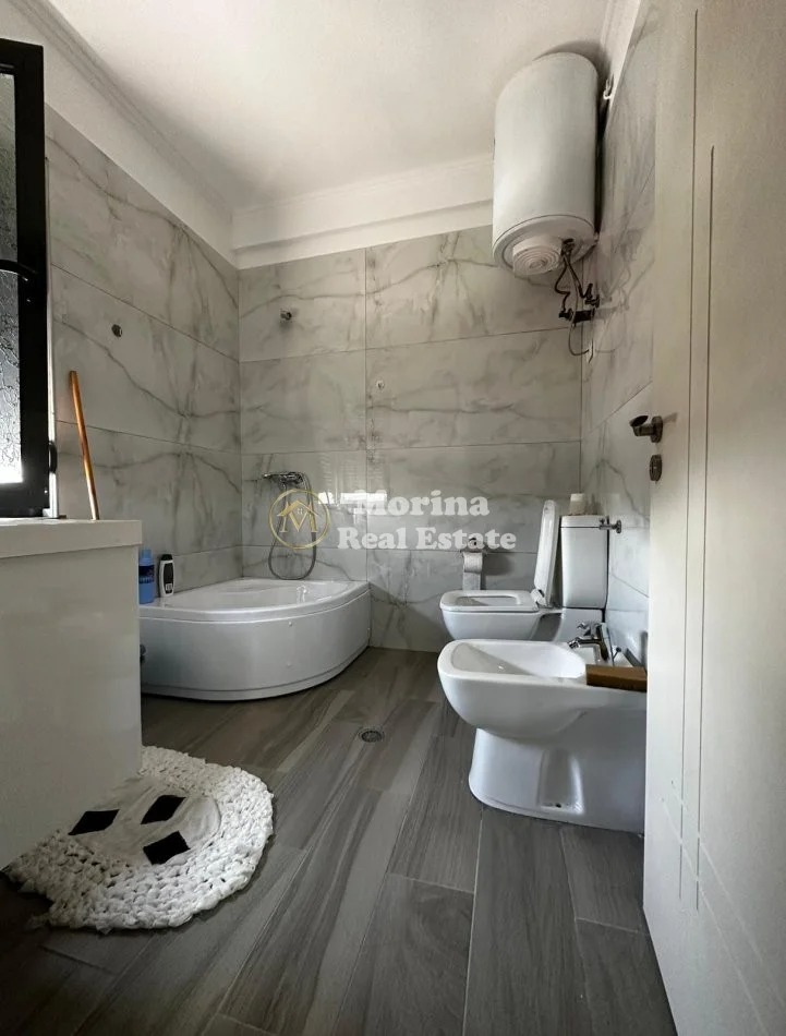 Tirane, jepet me qera garsonier Kati 6, 42 m² 350 € (Casa Italia)