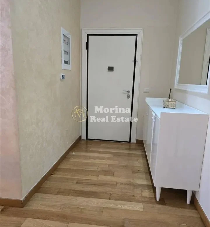 Tirane, shitet apartament 2+1 Kati 3, 115 m² 255.000 € (Liqeni i Thate)