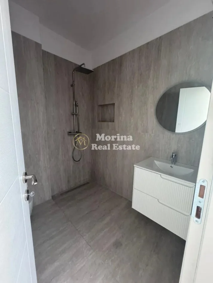 Tirane, jepet me qera apartament 2+1 Kati 2, 125 m² 500 € (Bulevardi i Ri)