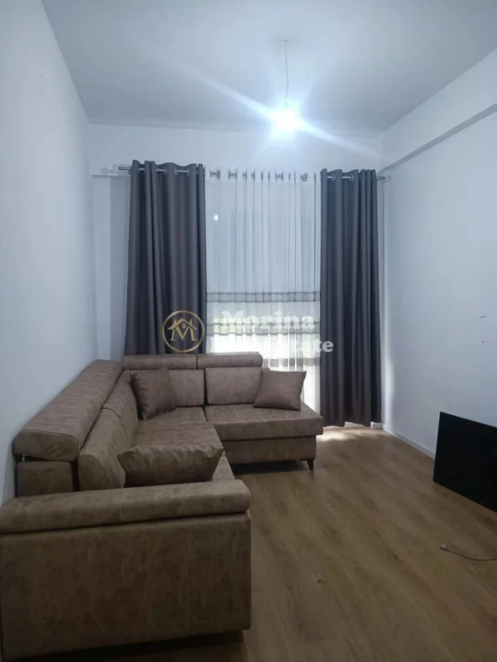 Tirane, jepet me qera apartament 1+1 Kati 2, 54 m² 450 € (Fresku)