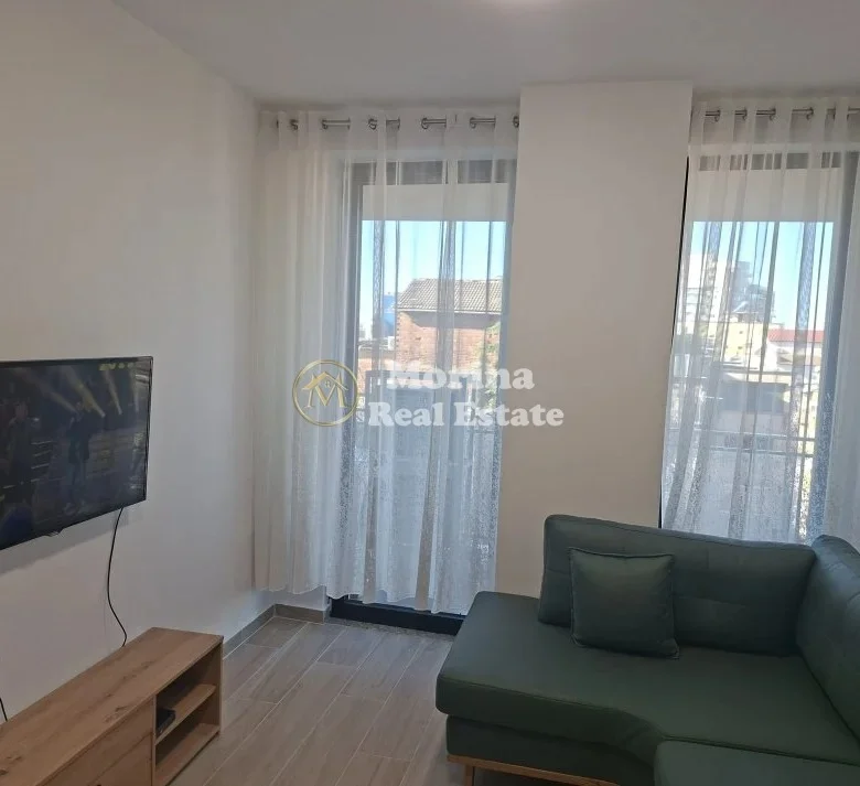 Tirane, jepet me qera apartament 1+1 Kati 2, 70 m² 750 € (Rruga Mine Peza)