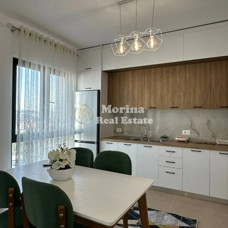 Tirane, jepet me qera apartament 1+1 Kati 7, 60 m² 600 € (Farmacia 10, Kompleksi Arlis)