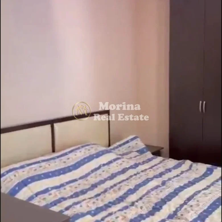 Tirane, jepet me qera apartament 3+1 Kati 4, 98 m² 500 € (Kompleksi Malajziani)