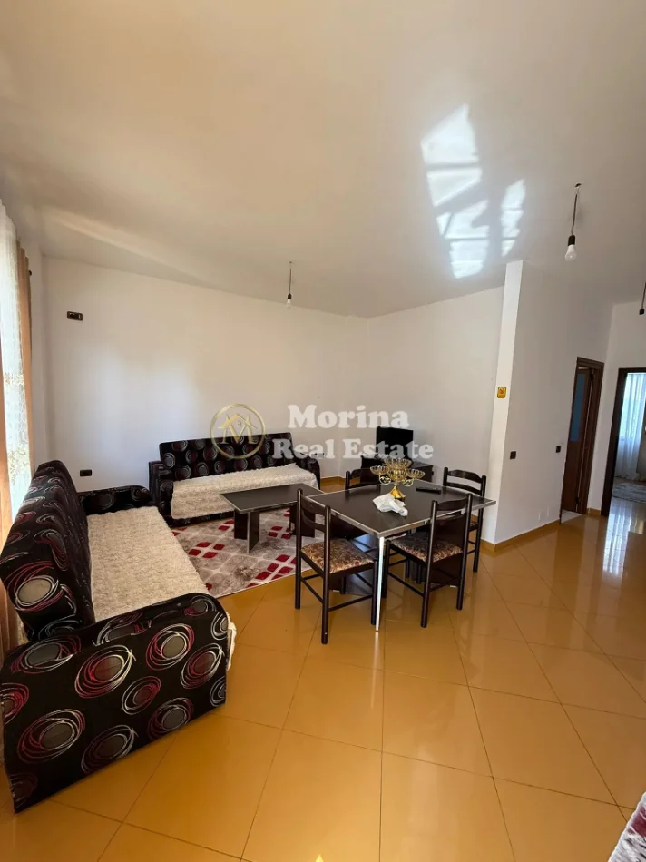 Tirane, jepet me qera apartament 1+1 Kati 3, 70 m² 450 € (21 Dhjetori)