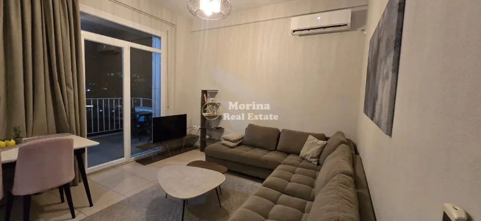 Shqiperi, jepet me qera apartament 2+1 Kati 2, 114 m² 1.000 € (Kopshti Botanik)