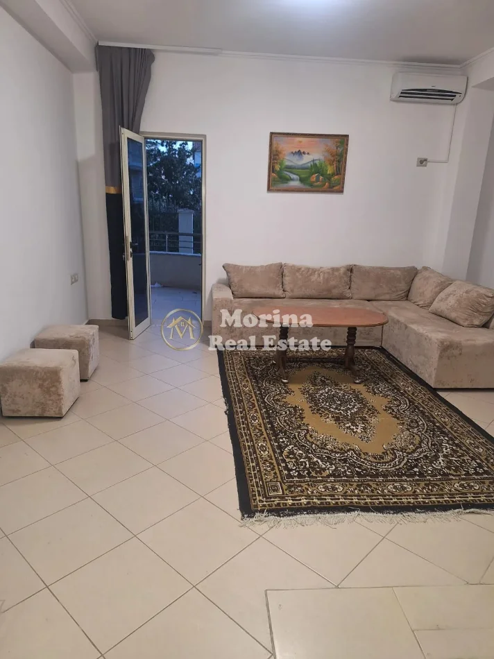Tirane, jepet me qera shtepi 2+1 Kati 1, 70 m² 450 € (Vilat Amerikane)