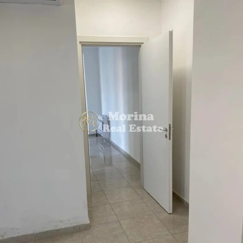 Tirane, jepet me qera apartament 2+1 Kati 3, 90 m² 800 € (Pazari i Ri)