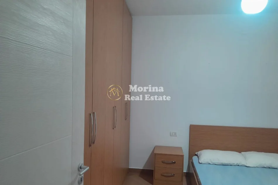 Tirane, jepet me qera apartament 1+1 Kati 3, 73 m² 380 € (Fresku)