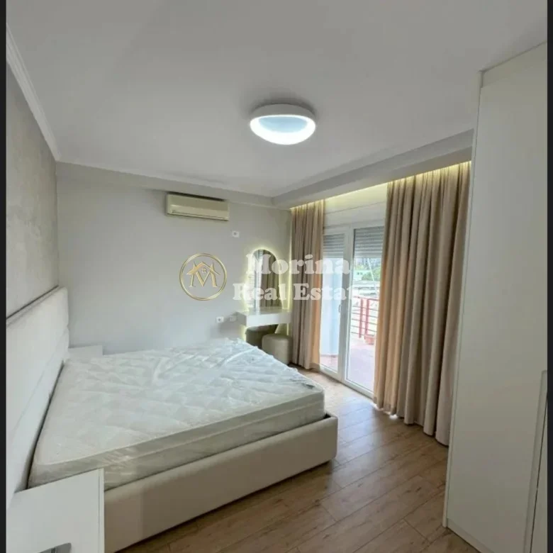 Tirane, jepet me qera apartament 2+1 Kati 2, 90 m² 1.000 € (Don Bosko)