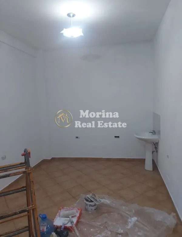 Tirane, shitet apartament 2+1 Kati 1, 70 m² 62.000 € (Fresku)