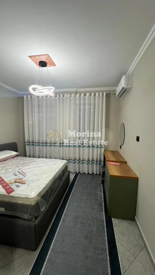 Tirane, jepet me qera apartament 1+1 Kati 4, 65 m² 450 € (Fresku)