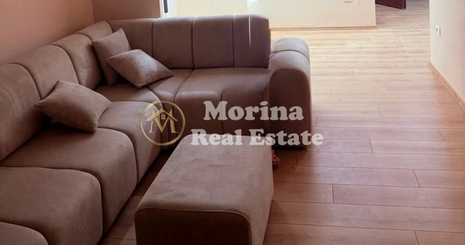 Tirane, jepet me qera apartament 2+1 Kati 4, 120 m² 850 € (Don Bosko)