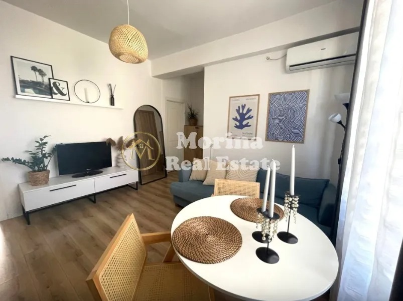 Tirane, jepet me qera apartament 1+1 Kati 2, 50 m² 500 € (Kompleksi Siri)