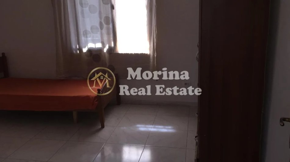 Tirane, jepet me qera shtepi 1+1 Kati 1, 45 m² 350 € (Nenstacioni Elektrik)