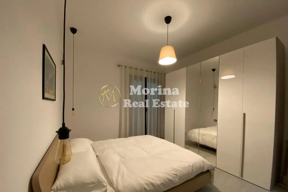 Tirane, jepet me qera apartament 2+1 Kati 7, 100 m² 500 € (Rruga e Kavajes)