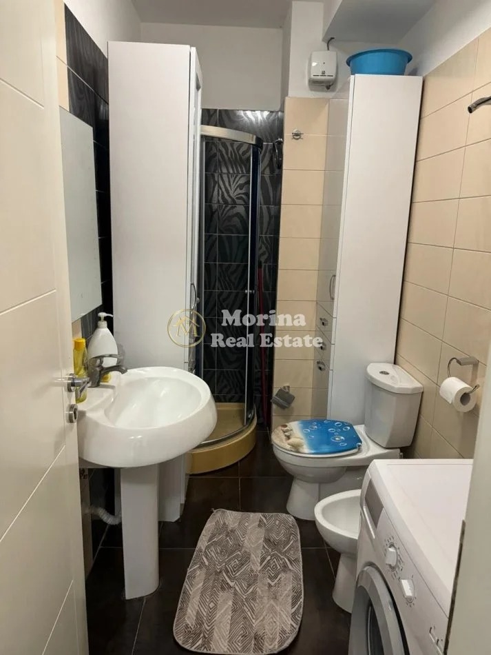 Tirane, jepet me qera apartament 1+1 Kati 3, 75 m² 550 € (Liqeni i Thate)