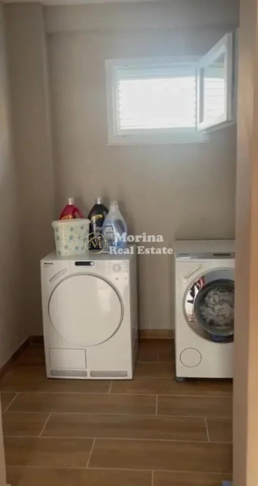 Tirane, jepet me qera shtepi 2+1 Kati 1, 130 m² 650 € (Porcelan)